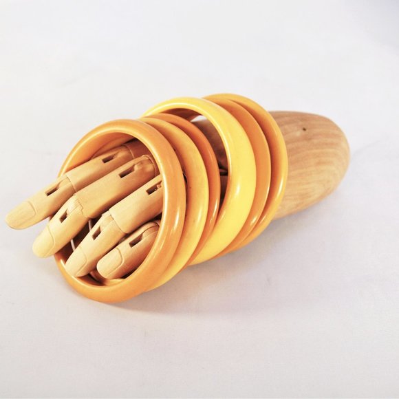Vintage Bakelite Bangle Bracelet Set #3 - Picture 3 of 5